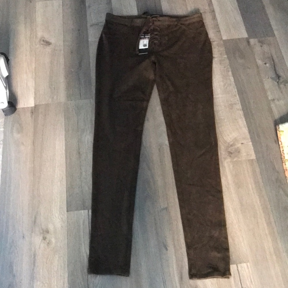 Ladies size M pants